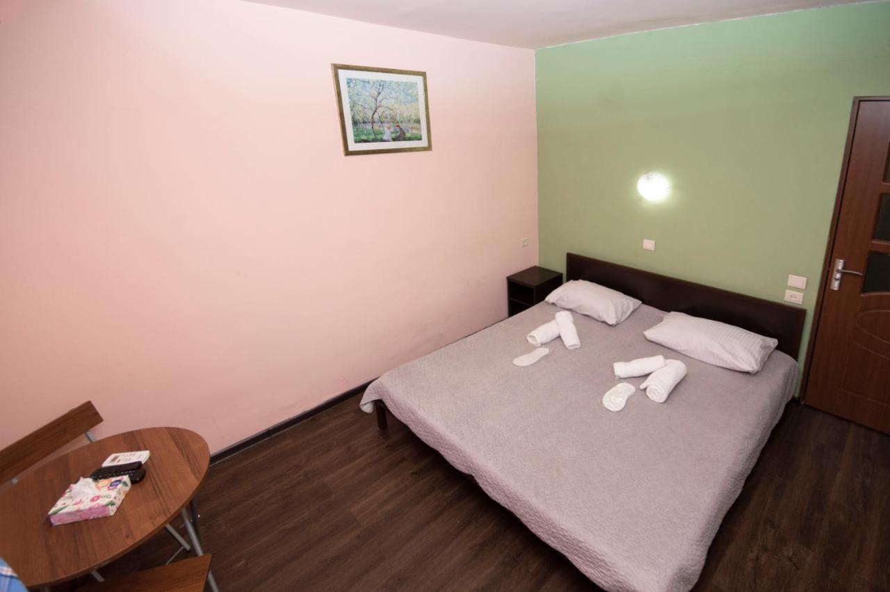 Hostel Vagary Erévan Extérieur photo